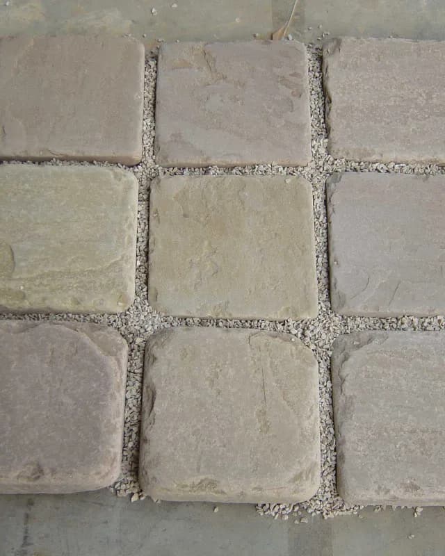 Tumbled Brown Cobbles
